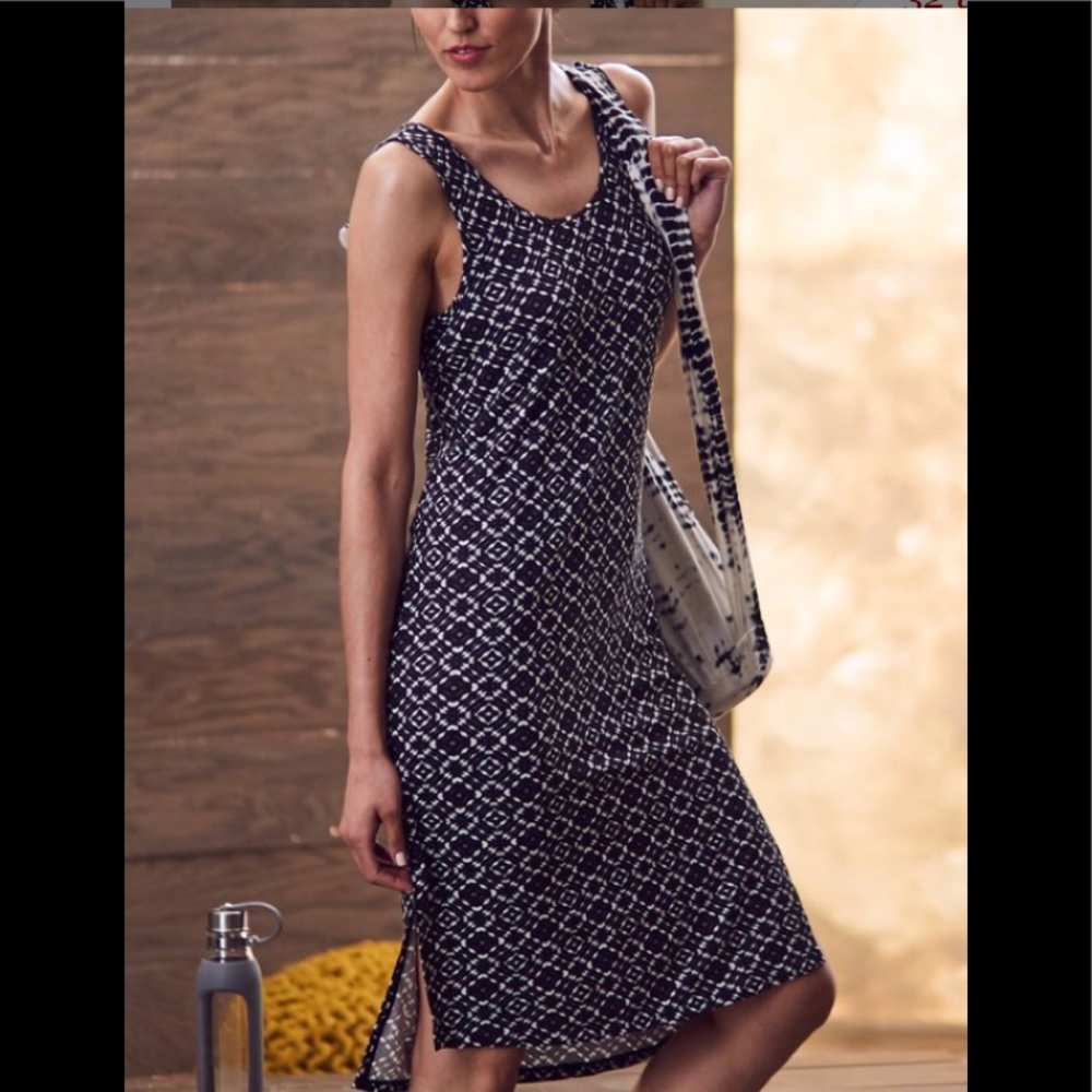 NEW Sleeveless Geometric Cait Stella Dress